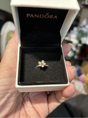 Pandora Silver Enamel Flower Ring - Pink Accent Size 5/6.  Stamped S925 Ale. New